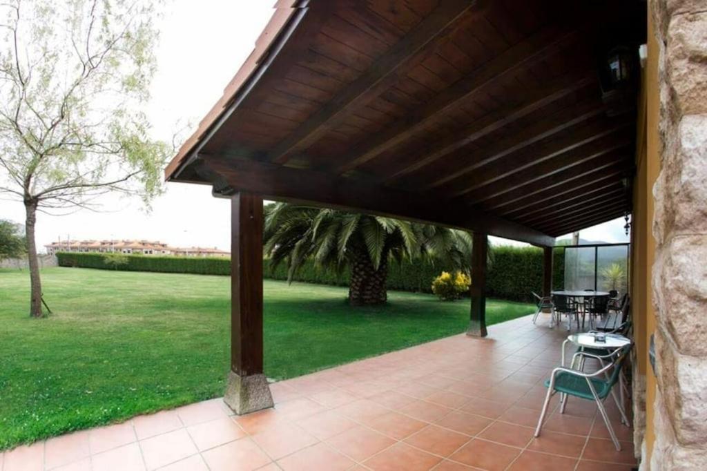 Villa Paula Avilés Buitenkant foto