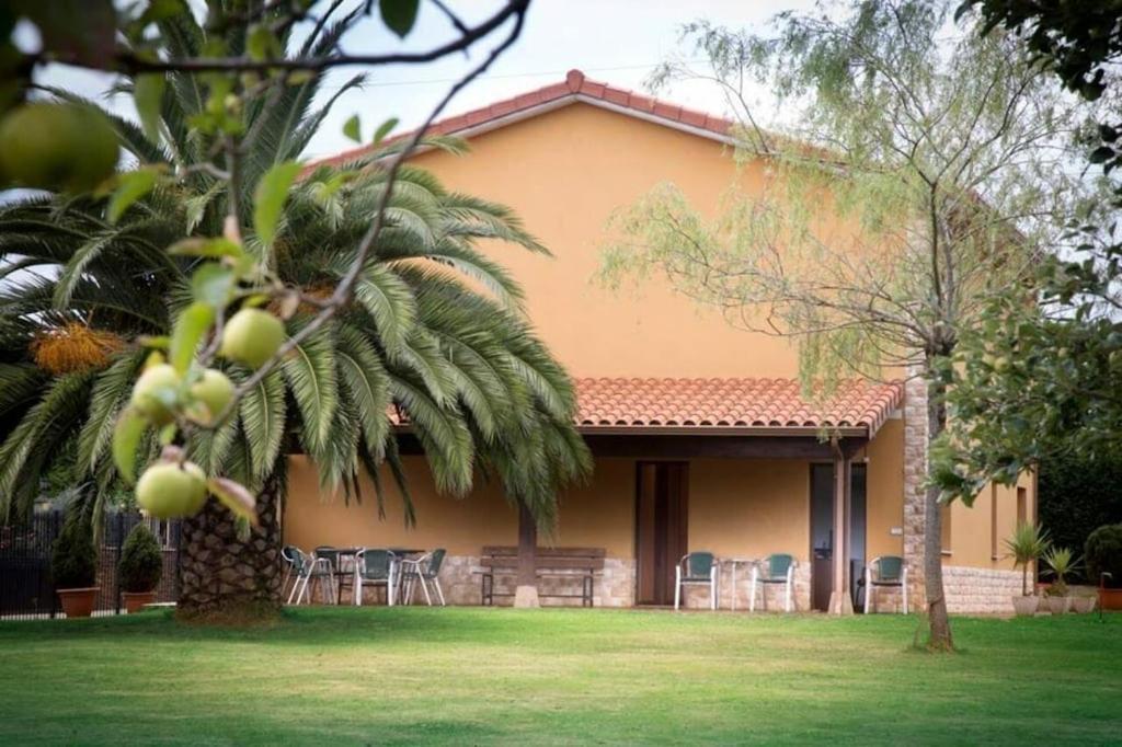 Villa Paula Avilés Buitenkant foto